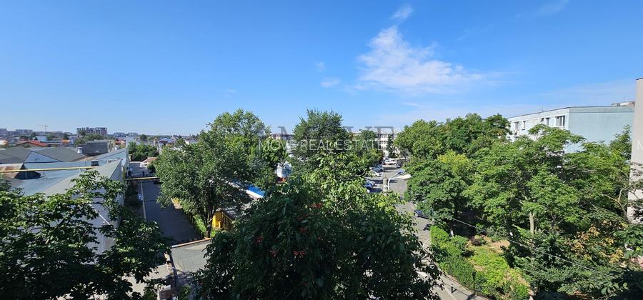 Apartament de 4 camere decomandate - Aleea Costinesti - 17
