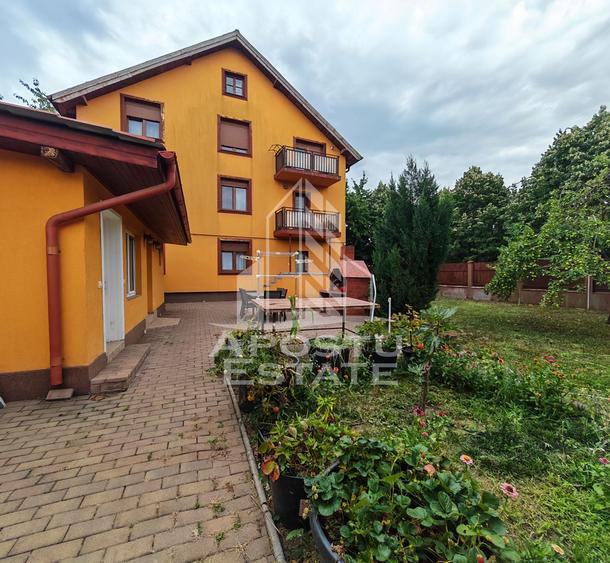 Casa individuala de vanzare cu 11 camere, an 2000, Lipovei, Timisoara