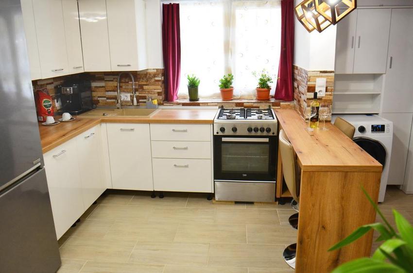Apartament ultracentral cu 2 camere