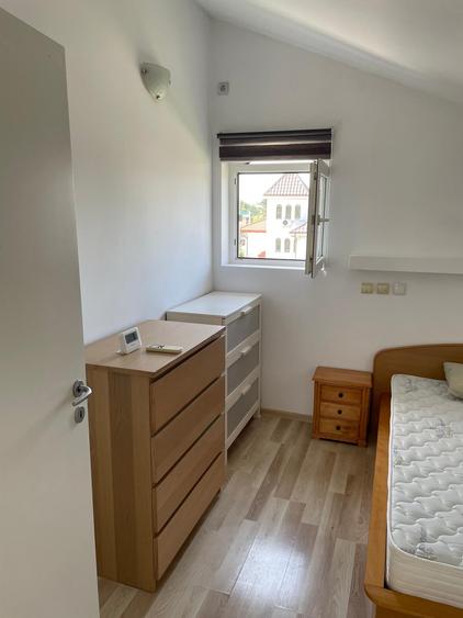 Apartament in mansarda - Damaroaia