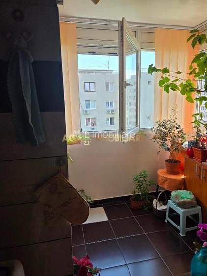 3 Camere de inchiriat | Basarabia | Metrou | Mobilat/Utilat - 8
