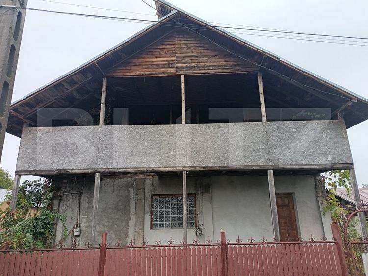 Casa renovabila,  cu un teren 2000 m,  intr-o zona linistita!