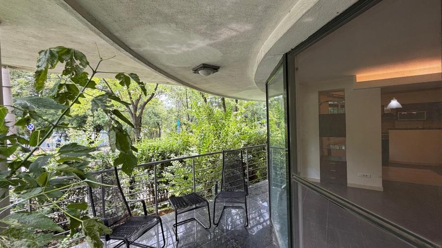 REA1029238 Apartament deosebit de 4 camere Herastrau