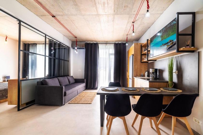 Apartament cu 2 camere Mamaia Nord-etaj 2 - ideal investiție - mobilat si utilat