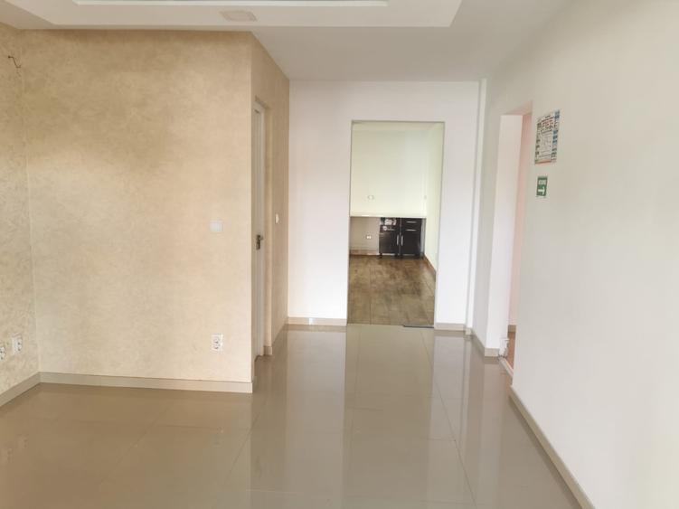 Spatiu , zona Spitalul Judetean