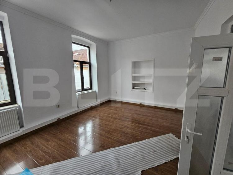 Casa de vanzare in centru orasului ideal ca si spatiu comercial