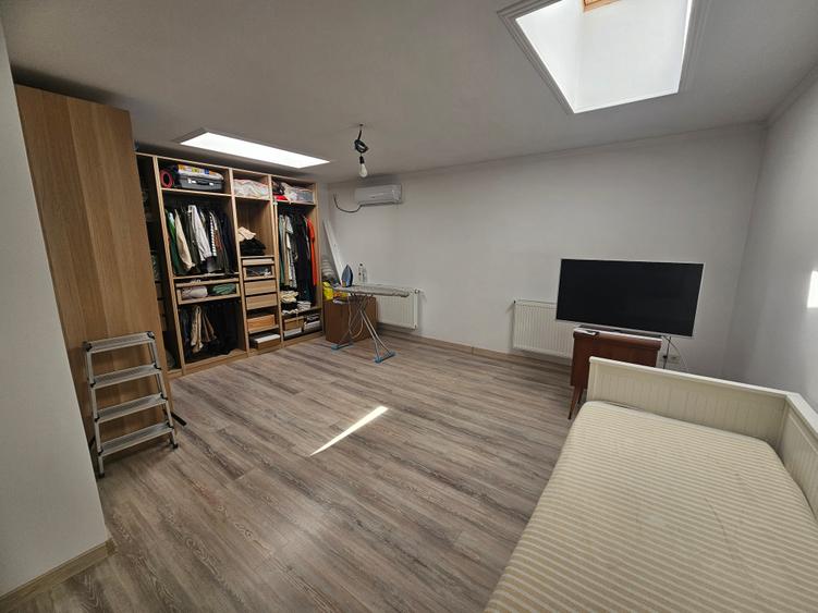 Casă 4 camere lângă pădure, 128 mp, curte 300 mp, mobilată