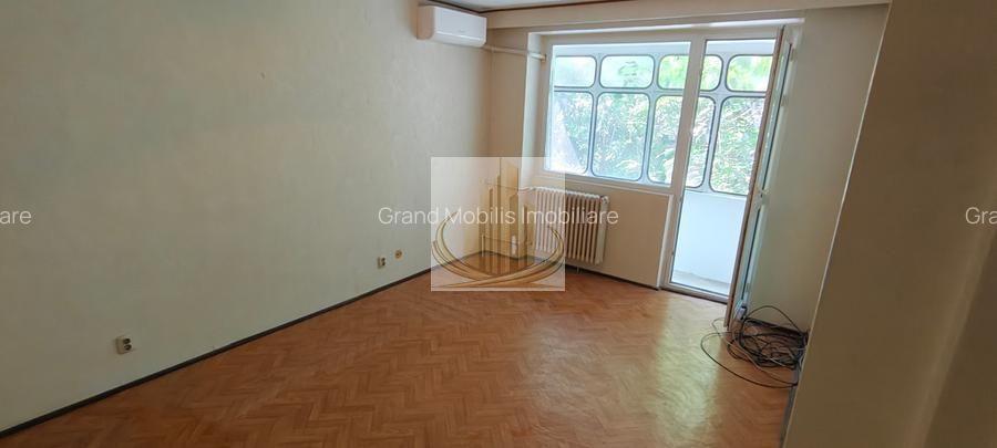 Vanzare apartament 3 camere decomandat Tineretului