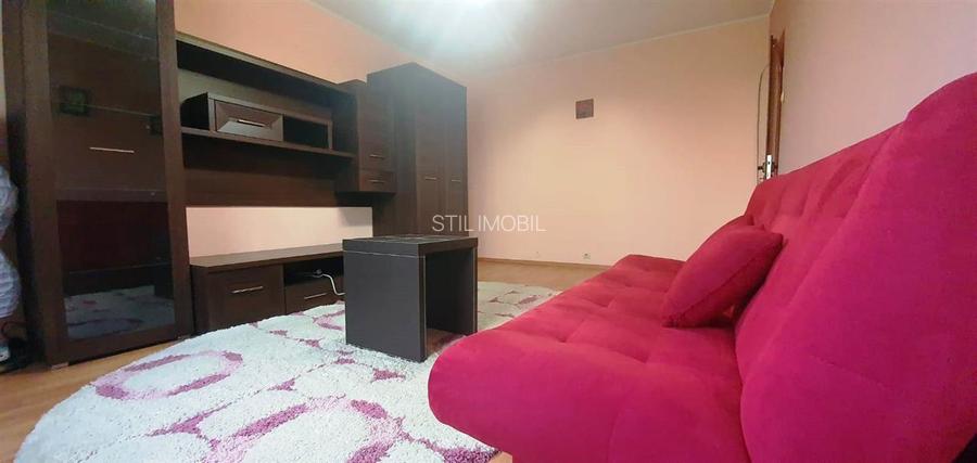Apartament 3 camere decomandat 2 bai Nicolina - Gradinita nr. 1 - 5