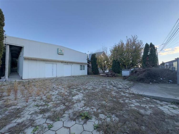 Spatiu comercial capat CUG, zona cu Mega Image, 209mp
