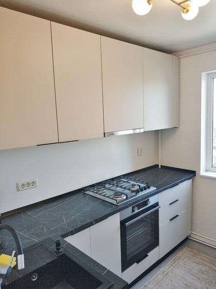 Tomis Nord - Ciresica - Apartament renovat, cu centrala cu gaz si loc de parcare