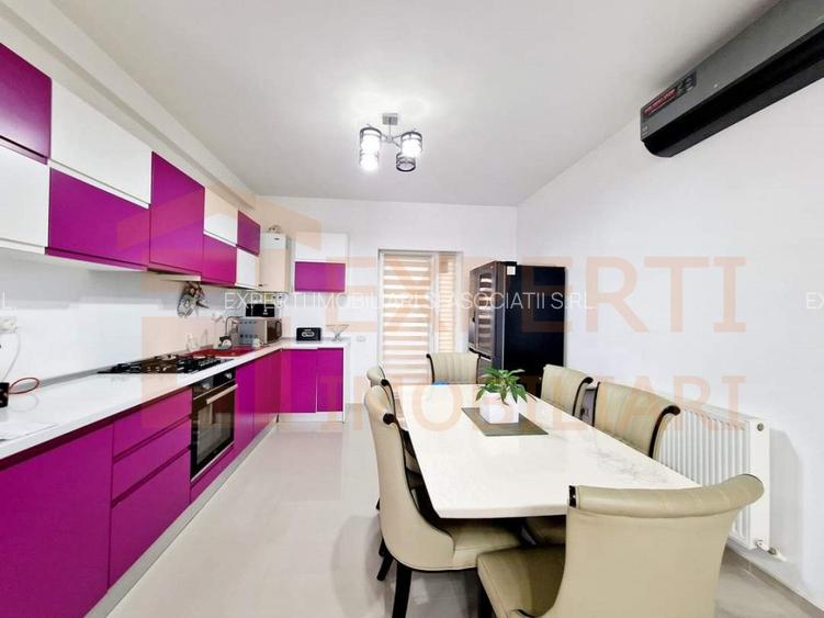 Casă de Vânzare in zona  Mamaia Sat – Hanul cu Pește | 4 Camere - 4