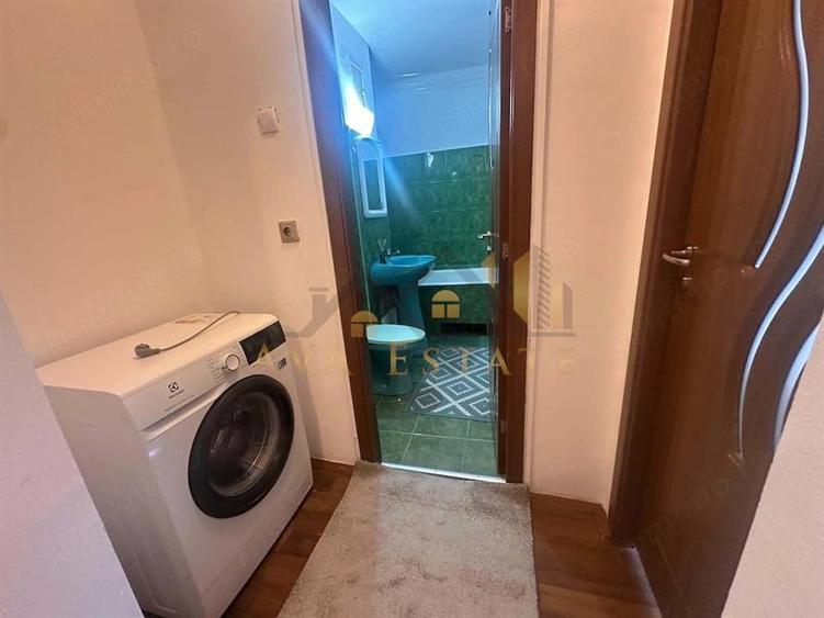 Apartament 2 camere, decomandat, 54 mp - Zona Lipovei