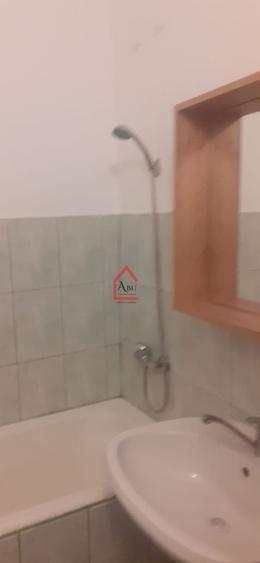Garsoniera Tatarasi etaj 1
