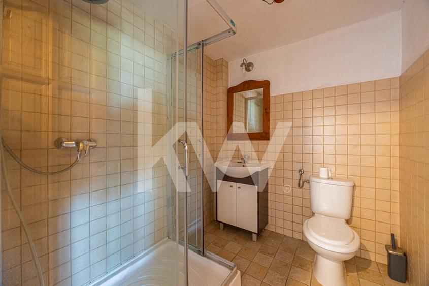 Casa saseasca, 2500 mp teren, 2 fronturi stradale – Cristian – 0% comision