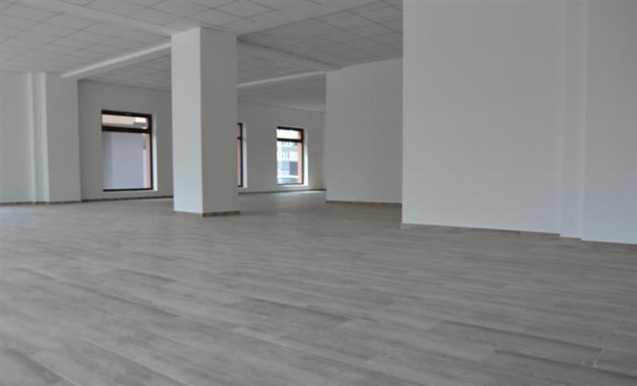 Spatiu Comercial Republicii
