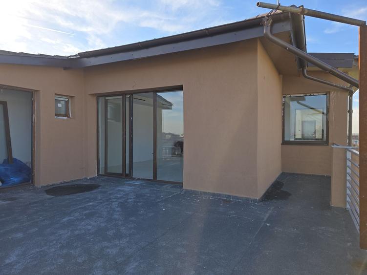 Cel mai bun pret!! Penthouse view spectaculos zona verde in Pipera