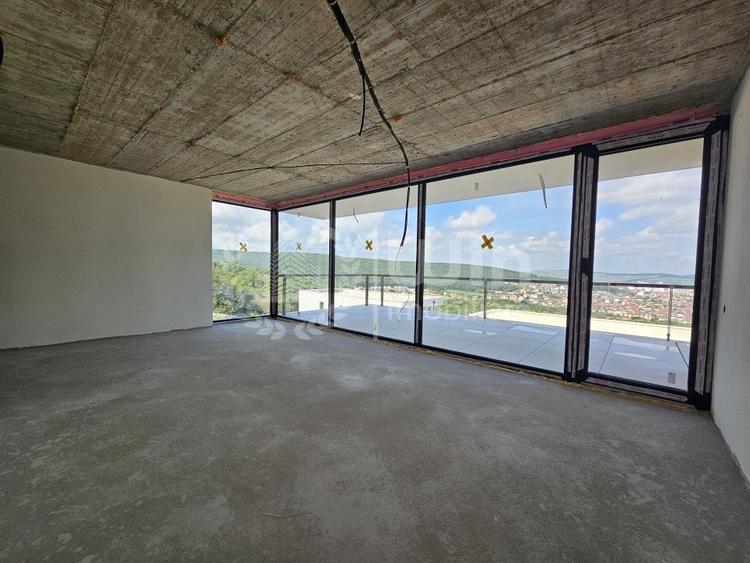 Duplex cu 5 camere | 180mp utili | Teren 225mp | Zona Eugen Ionesco
