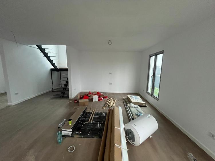 VILA P+1 E - LOC. POIANA -COMISION 0%