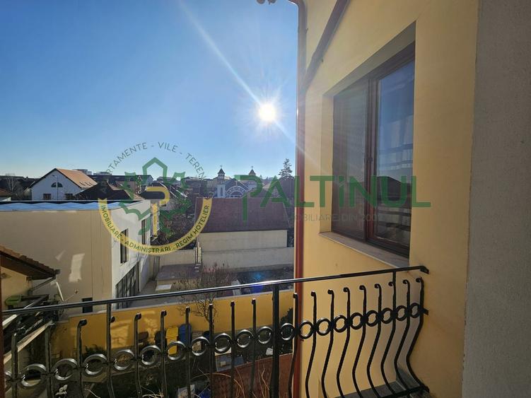 Apartament 4 camere, Sibiu, zona Nicolae Iorga, loc de parcare privat