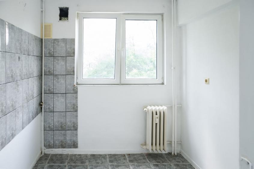 De vanzare 2 camere Titan | Etaj 3 | metrou Costin Georgian |  COMISION 0%