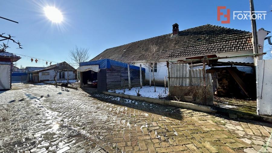 Casa 5 camere + teren 1845 mp Sanandrei