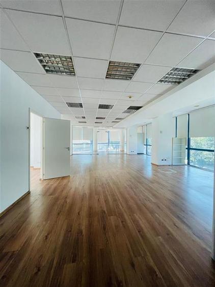 INCHIRIERE Spatiu birouri 260 mp Zona Pta VICTORIEI BUZESTI ALEX I CUZA COMISION