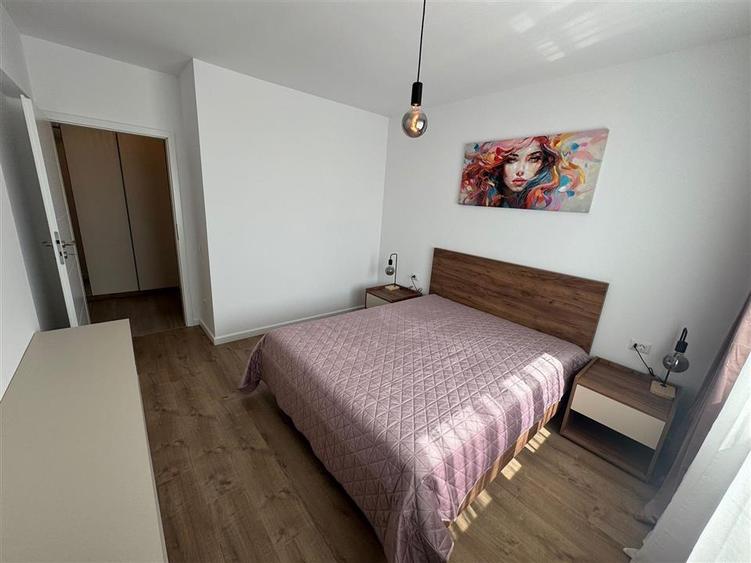 Ap 2 cam bloc nou, etaj 2, prima inchiriere, parcare