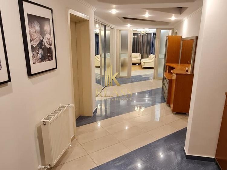 Apartament de inchiriat cu 5 camere in Cartierul Francez