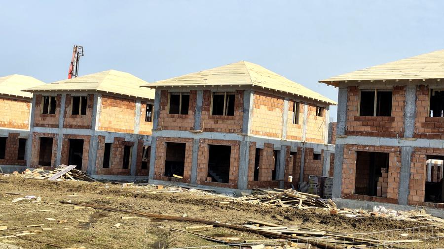 Vila individuala padurea Rosu/complex Ayan/comision 0