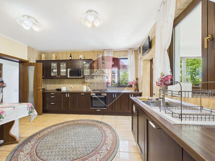Casa / Vilă cu Subsol, P+1+M, Otopeni, 300 mp Utili, teren 600 mp - 25