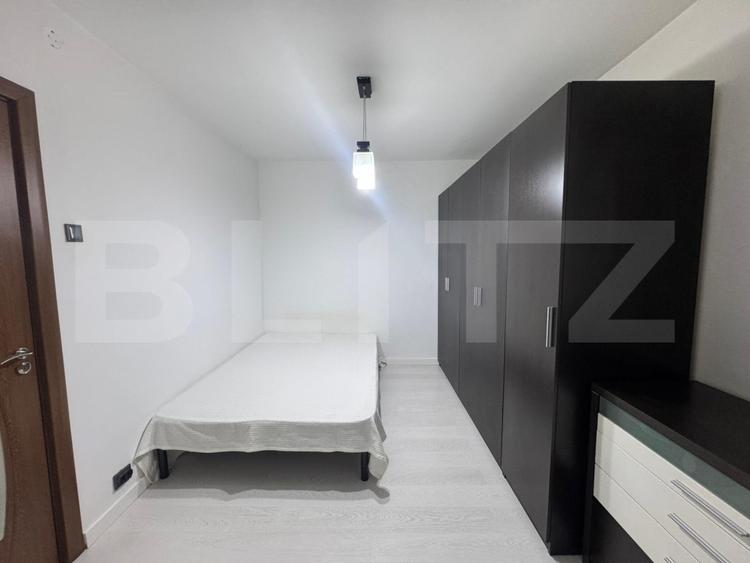 Apartament 2 camere, 38 mp, zona Racheta - Craiovita Noua