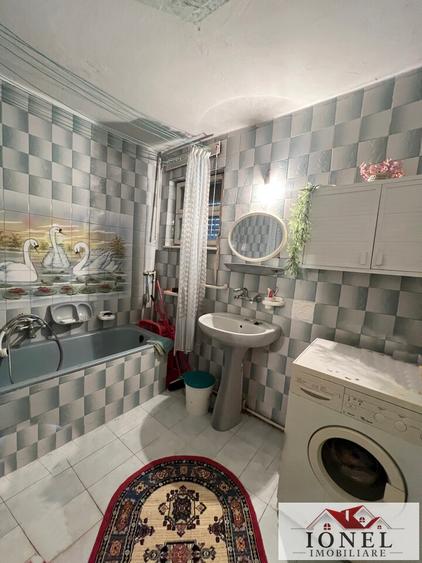 Apartament trei camere de vanzare in Alba Iulia, Cetate