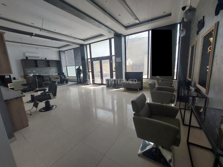 Centru, spatiu comercial 133 mp., destinatie specifica, 2 intrari