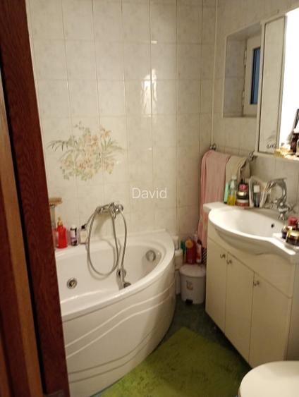 Apartament 3 camere de vanzare zona Tineretului - Timpuri  Noi metrou negociabil - 9