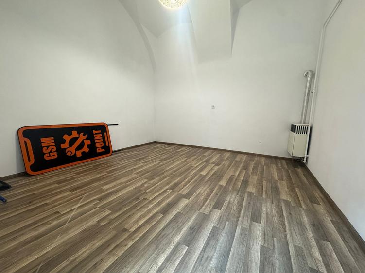 Spatiu comercial de Inchiriat, Eroilor Cluj