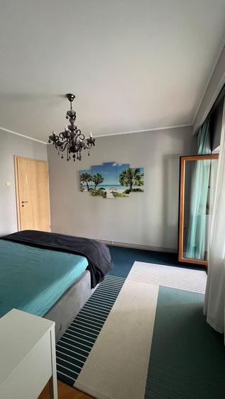 Casa Tineretului | 4 Camere | Etaj Intermediar | Centrala proprie