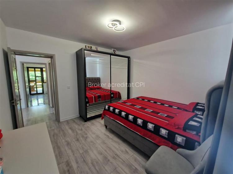 Casa P+M de vanzare Sabareni - 10