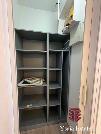 SPITALUL MARE - 2 CAMERE TRANSFORMAT IN 3 LA VANZARE - INTRARE STRADALA -