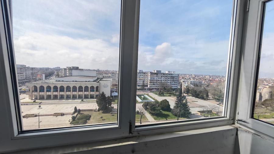 Apartament de inchiriat - zona Casa de Cultura