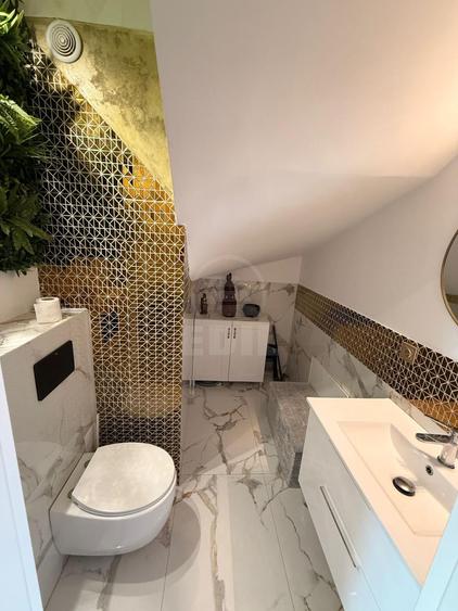 Casa insiruita de vanzare zona Sesul de Sus