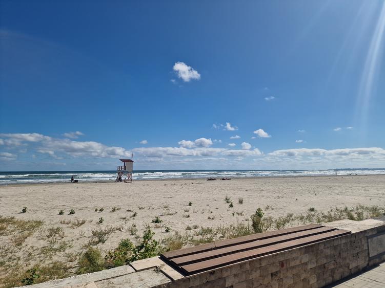 Mamaia Nord- 2 camere in prima linie la Marea Neagra, mobilat-utilat complet