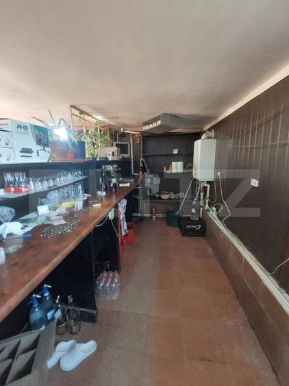 Spatiu Comercial cu 2 camere+beci, teren 400mp,zona Teleajen
