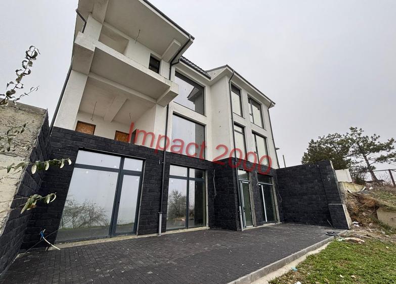 Apartamente în vilă cu intrare separată și acces la lac – Ovidiu