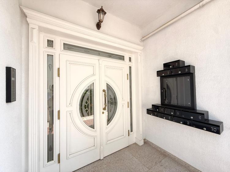 Apartament 4 camere - Bloc Neoclasic cu design tematic CHATEAU BLANC, comision 0