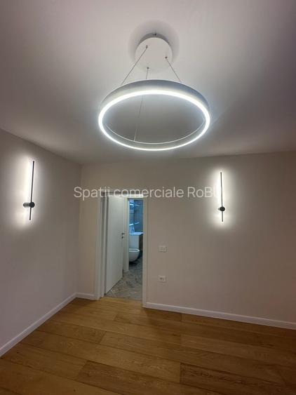 Apartament 2 camere renovat 2025 in zona Piata Astra # Spatii comerciale RoBU - 2