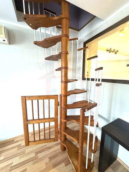 55.000 euro, APARTAMENT,  tip mansarda pe 2 nivele SIDERURGISTILOR