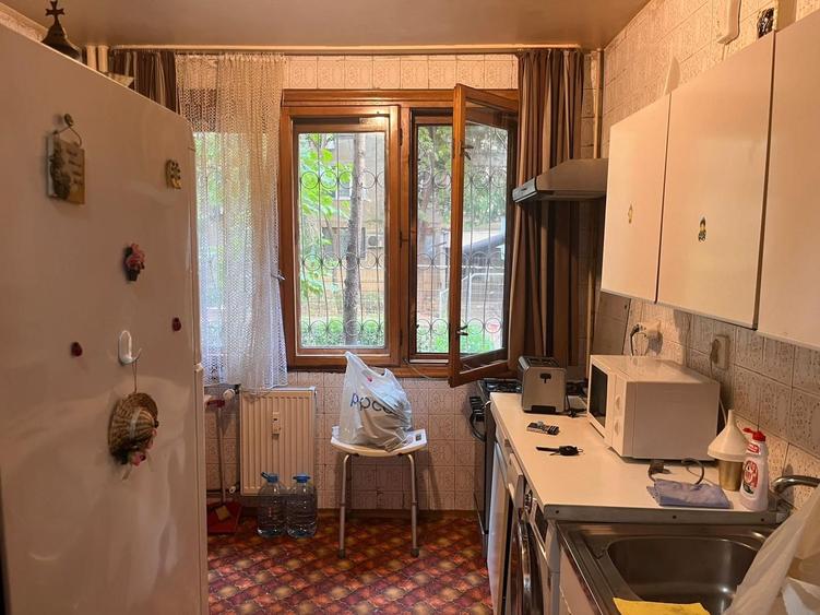 3 camere Tineretului | 70 mp | Parter | Boxă | 168.000 €