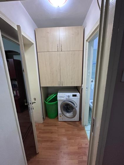 Apartament 3 camere, 66 m, etaj 2/4 – gata de mutat, zonă liniștită, langa Palas