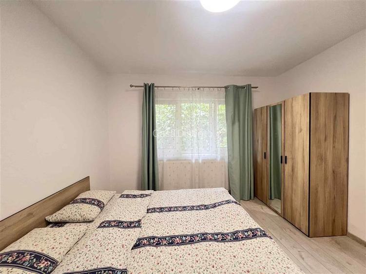 Apartament cu 3 camere Republicii Canal 7 - 10